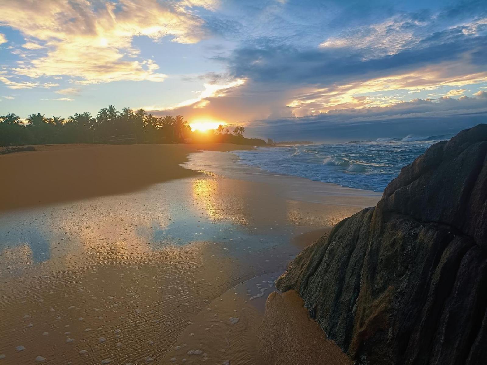 Ravana - Beach Cabanas Hikkaduwa Bagian luar foto